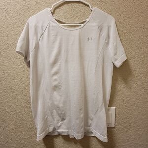 Under Armour low back tee